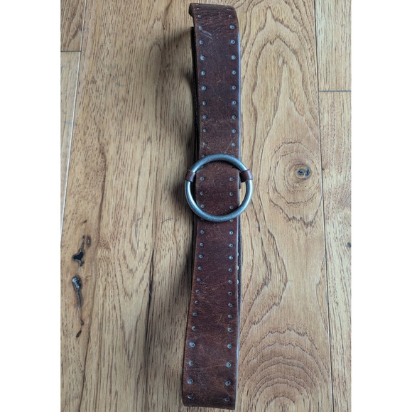 J.Crew Accessories - Vtg J.Crew Grommet Belt Brown Leather Ring Buckle Made in England Sz L/XL 40in